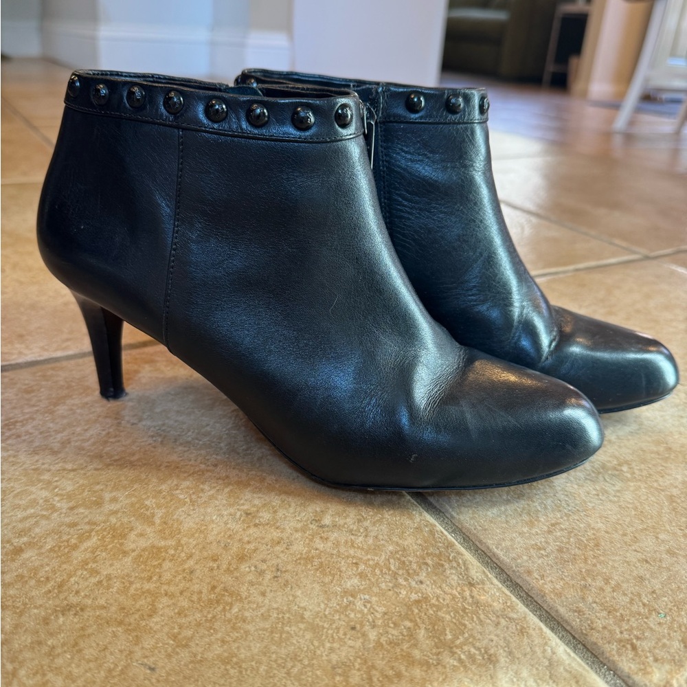 Coach holiday soft shine black leather stiletto heel ankle booties
